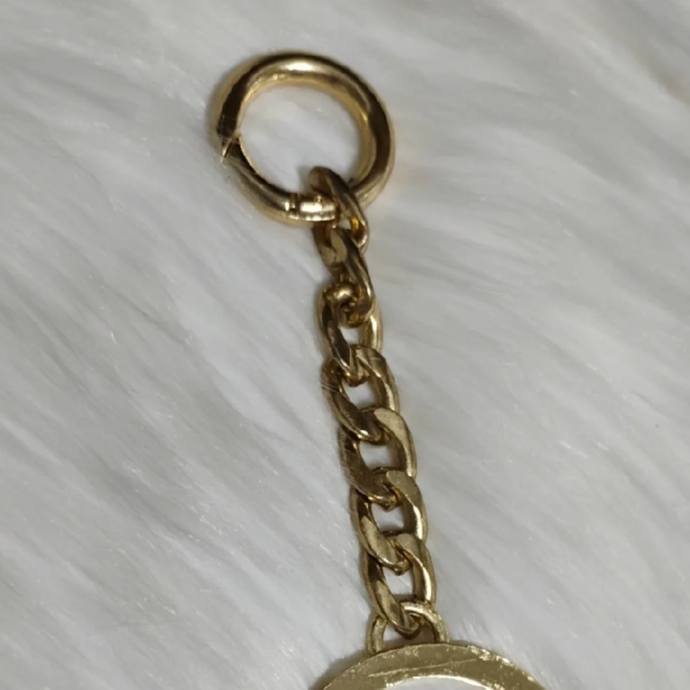 Michael Kors Gold Logo Key Holder & Bag Charm Vtg - Picture 5 of 7